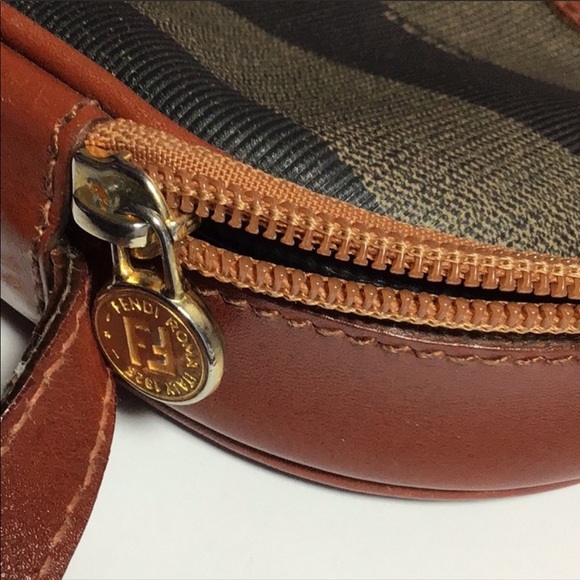 Vintage Authentic Fendi Crossbody EVC Tan Brown - Picture 6 of 8